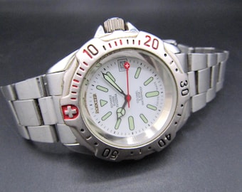 Vintage Rare Men's Swiss Army Pointer Schweiz Suisse Svizzera Colonel 9603 5 ATM Watch in Great Cosmetic and Working Condition!!!
