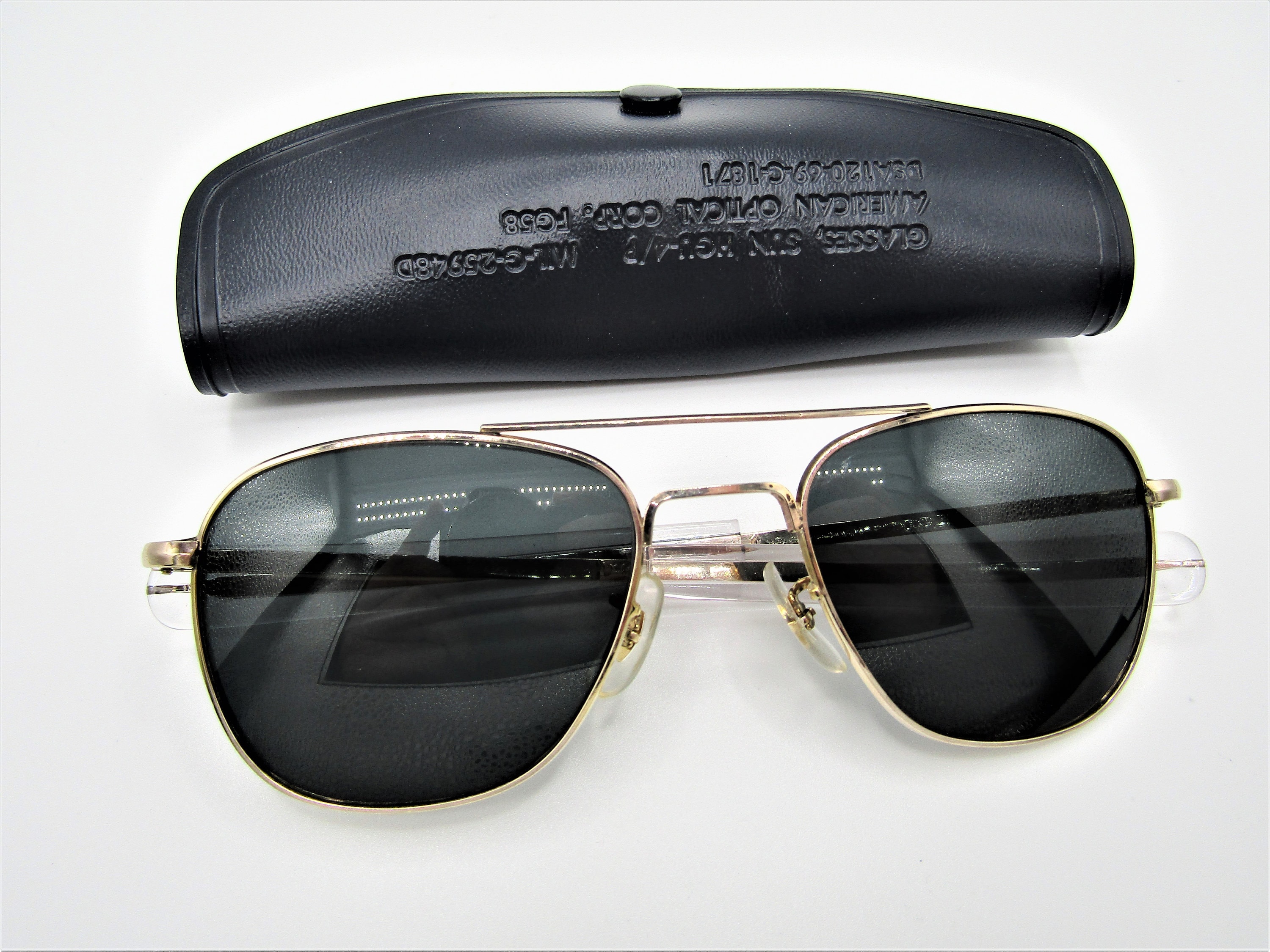 american optical 1/10 12kgf キャットアイ-