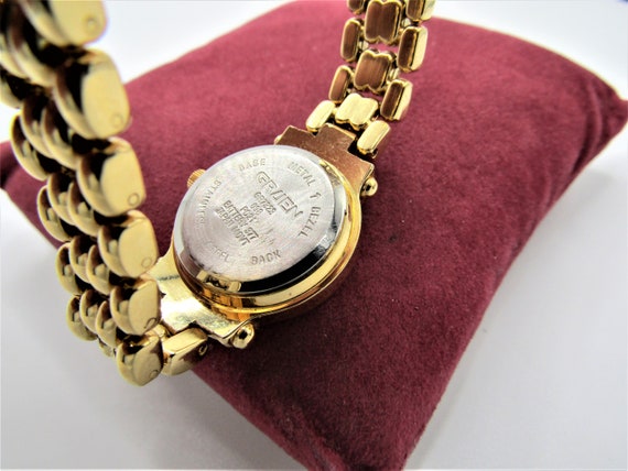 Vintage Gruen Quartz GR7323 Ladies Cocktail Floating Crystal Watch con marcadores de numeros romanos en excelentes condiciones cosmeticas y de trabajo Etsy Mexico