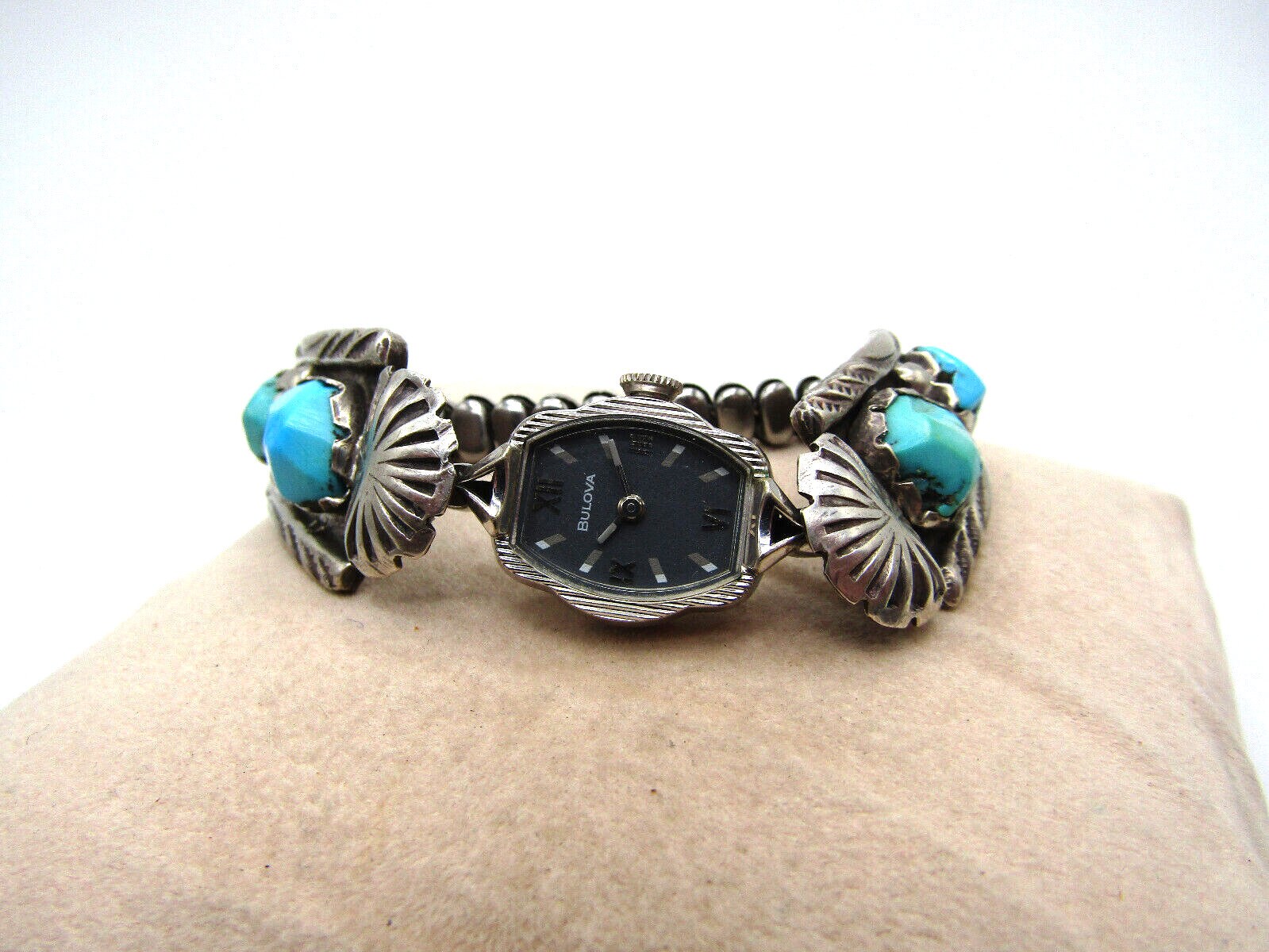 Vintage Beautiful Native American Navajo Sterling Tips  display picture 1