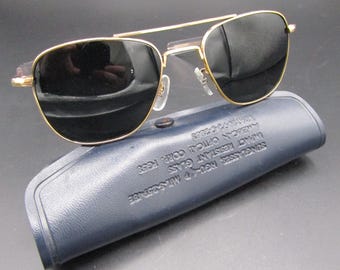 Vintage Rare Welsh Mfg. Co. / AO Style Aviator 1/10 12K GF Bayonet Sunglasses Includes Original Case / Papers in Excellent Condition!!!