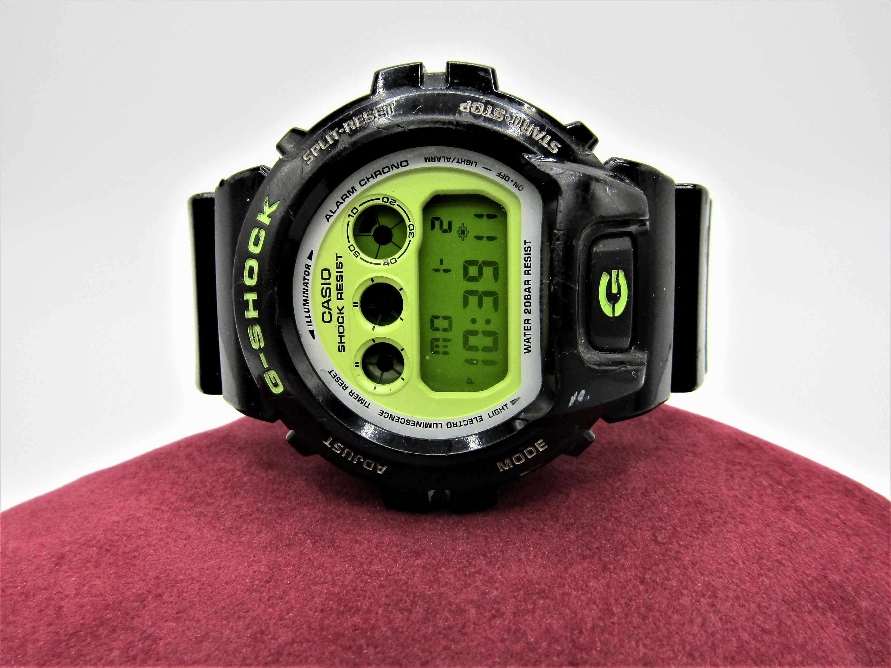 正規取扱店正規取扱店CASIO Ｇショック DW-6900CS ピンク 腕時計