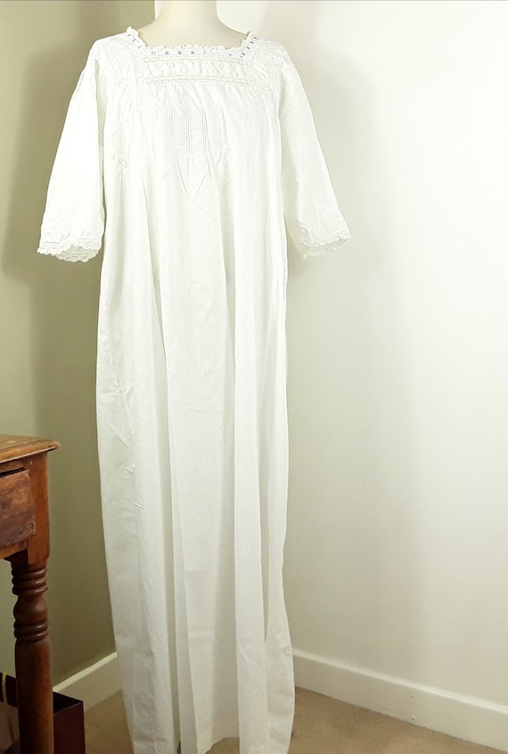 Antique Victorian/Edwardian Fine Cotton Nightgown… - image 2