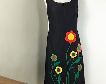 Vintage Susan Small Dress. Black with Floral apliquè and embroidery. M