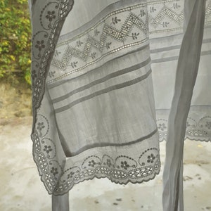 Victorian Edwardian French Fine Cotton Lawn Bib Apron.