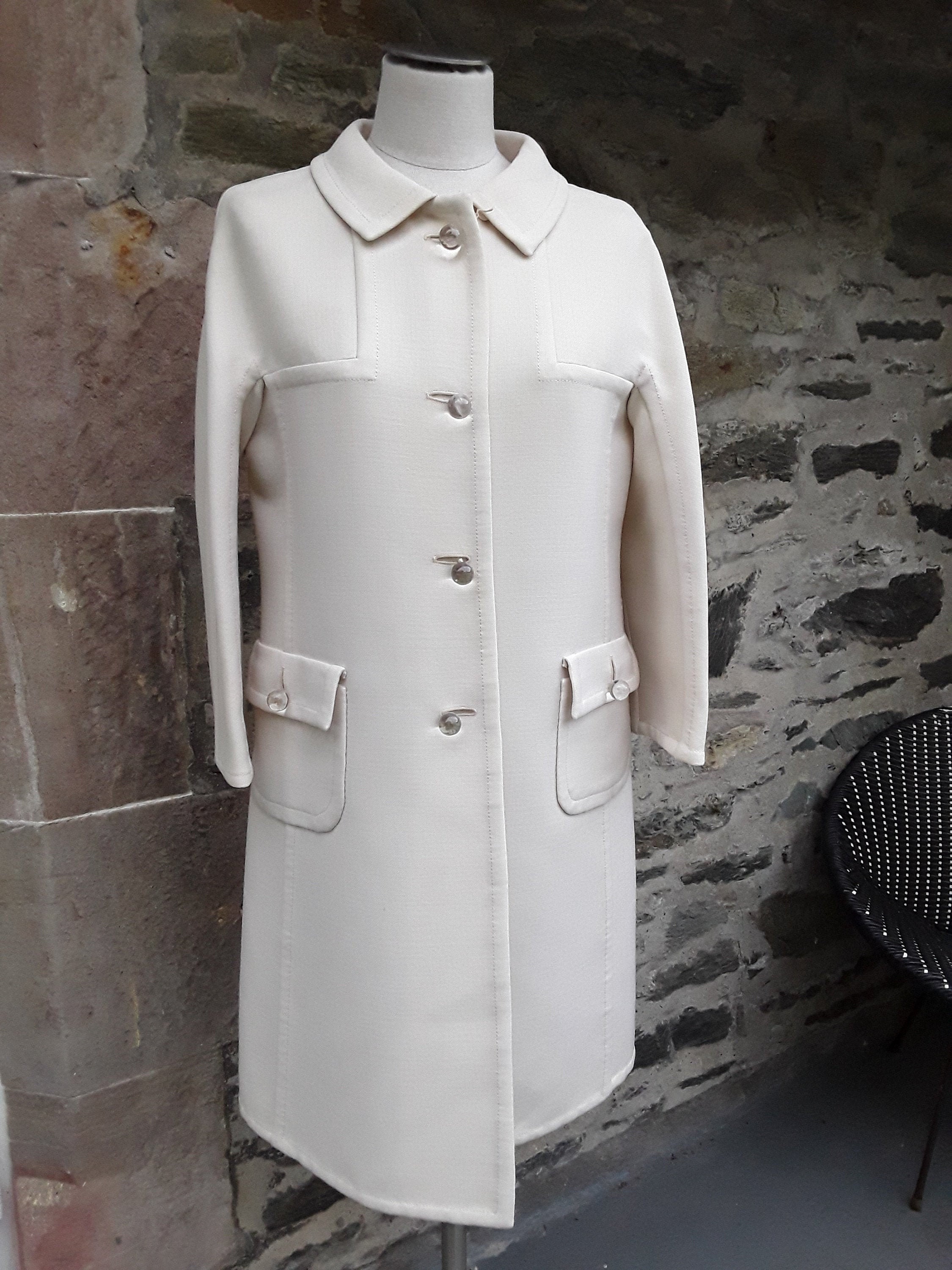 Image of stunning S Wébé Parisien Wool Coat With Perspex Globe Buttons -Uk . Jackie "O'