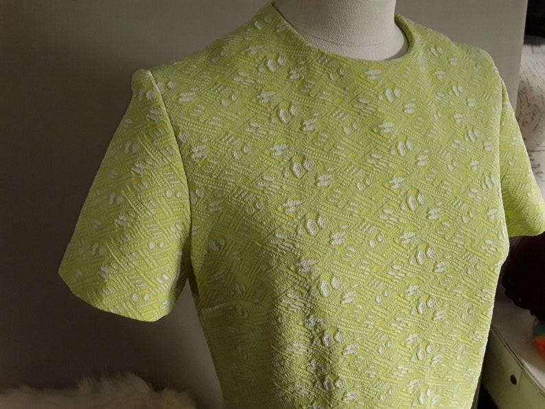 Fresh 1960s Crimplene Mod Dress By /'Mademoiselle/' A-Line in mouth watering Lemon and Lime uk M