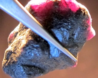 ALEXANDRITE 97 CARAT NATURAL Rough Collector’s Crystal Mineral Gem (M2)