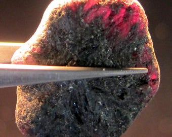 ALEXANDRITE 46.8 CARAT NATURAL Rough Collector’s Crystal Mineral Gem (R13)