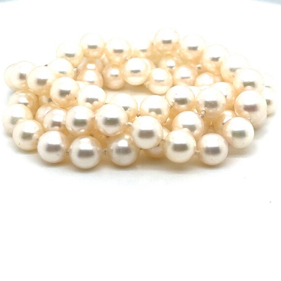 Lady's Strand Of Akaya Cultured Pearls Necklace. - image 3