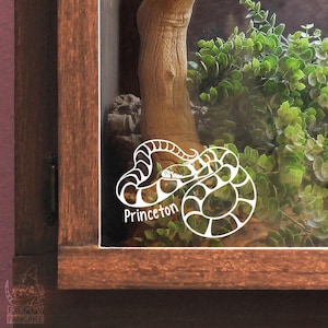 Anpassningsbar dekal för California King Snake, present till reptilägare och älskare, namnbricka för inhägnad eller terrariumdekor