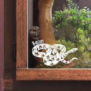 Dumeral's Boa Customizable Decal, Gift for Reptile Snake Owners and Lovers, Enclosure or Terrarium Decor Name Tag