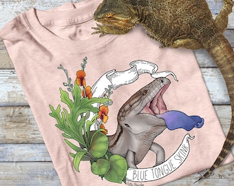 Blue Tongue Skink Banner Tshirt, Reptile unisex gift garment, cute lizard lover apparel
