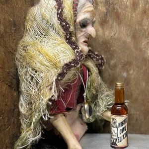 1 pc Witchy Bottle of Night Owl Elixir - this is not life size.