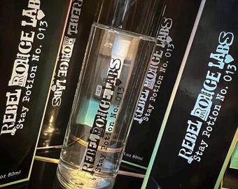 Spray fijador Stay Potion • Bruma tónica facial con infusión de vitamina E, tónico de maquillaje gótico