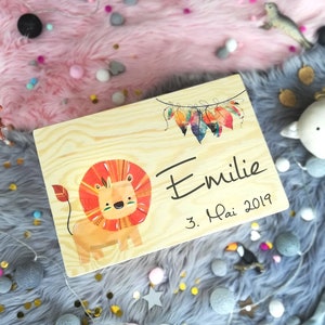 Baby memory box, memory box, toy box, game box, wooden box with name, personalizable, christening gift boho style with feathers