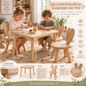 Op de afbeelding: Een houten kindertafel en stoelenset met rugleuningen in de vorm van konijnenoren. De tafel meet 45 cm bij 45 cm met een hoogte van 43 cm en een blad van 3 cm dik. De stoelen hebben een zitting van 25,5 cm breed en een zithoogte van 24 cm.