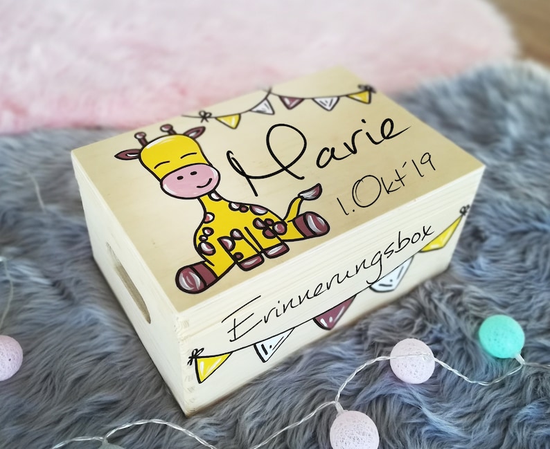 Erinnerungskiste Baby, Erinnerungsbox, Spielzeugkiste, Spielebox, Holzkiste mit Namen, individuell, personalisierbar, Taufgeschenk Bild 2