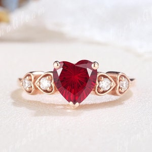 Förlovningsring med fyrverkeripurp i rubin, 5 stenar, roséguld, hjärtring, stjärnformad ring, röd ädelstensring, moissanit, vigselringar för kvinnor