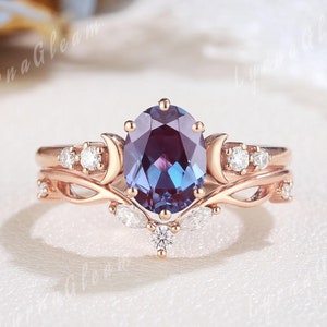 Oval Cut Alexandrite Engagement Ring Set Rose Gold Sailor Moon Ring Set Cluster Moissanite Curved Wedding Band Anniversary Gift for Her