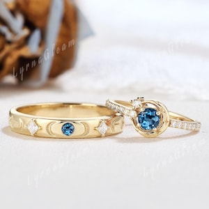 Anillo de bodas con diseño de luna y topacio azul en plata de ley para hombre, ideal como regalo de boda.