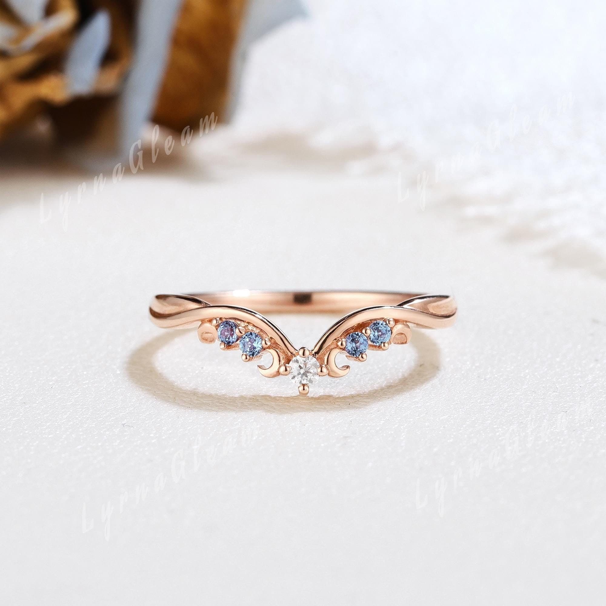 Unique Crescent Moon Wedding Band Rose Gold Twisted Alexandrite Matching Rings Celestial Chervon Ring Alexandrite Ring Anniversary Gift