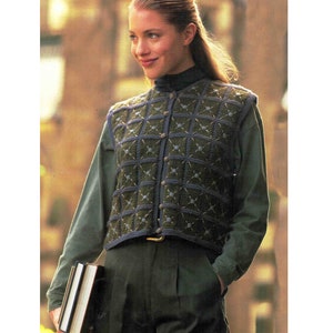 Botón recortado a través del patrón de tejido de chaleco ~ punto musgo en contraste y bordado ~ S-M-L Lady DK / 8 capas ~ PDF digital