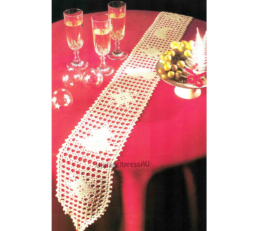 Christmas Table Runner Crochet Pattern Holiday Xmas Festive Crocheted Decoration 14cm W X 164cm