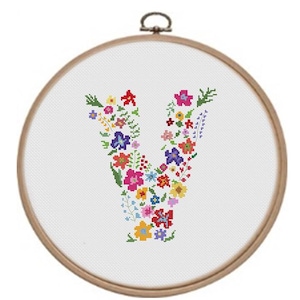 Letter cross stitch V pattern - Floral initial monogram - Modern name - Flower embroidery- Easy font cross stitch- Personalized gift for her