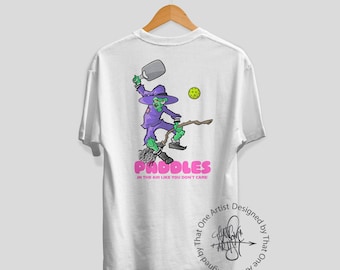 Camiseta de Pickleball de Halloween / Camiseta de bruja jugando Pickleball / Camiseta divertida de Pickleball de Halloween / Regalo de Pickleball para fanáticos de la temporada espeluznante