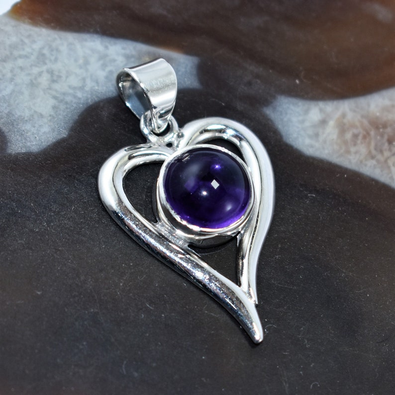 amethyst Pendant 92.5 Sterling Silver Handmade Jewelry Pendant......Heart shape pendant........girlfriend Gift Love Gift