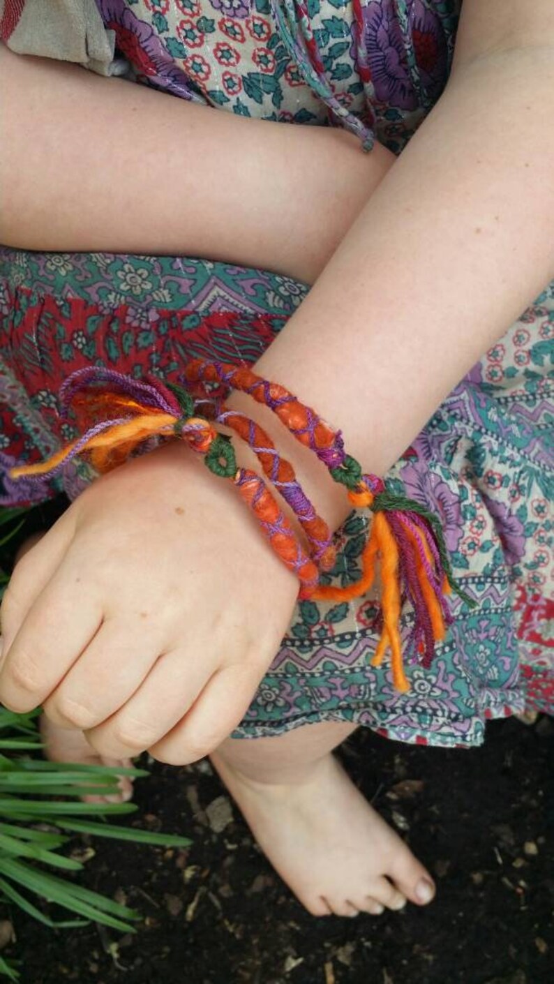 Boho dreadlock wrap tie felted wool dread flexible bendable hair tie synthetic dreads hippie gypsy hair accessory wire core wool tieback