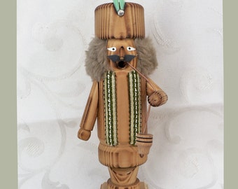 Smoker "Egon" from the Erzgebirge Christmas decoration smoker incense smoker