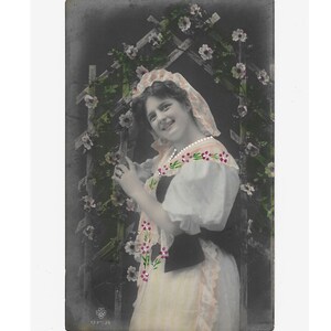 Carte postale photo couleur 1910 carte postale vintage jeune femme dame