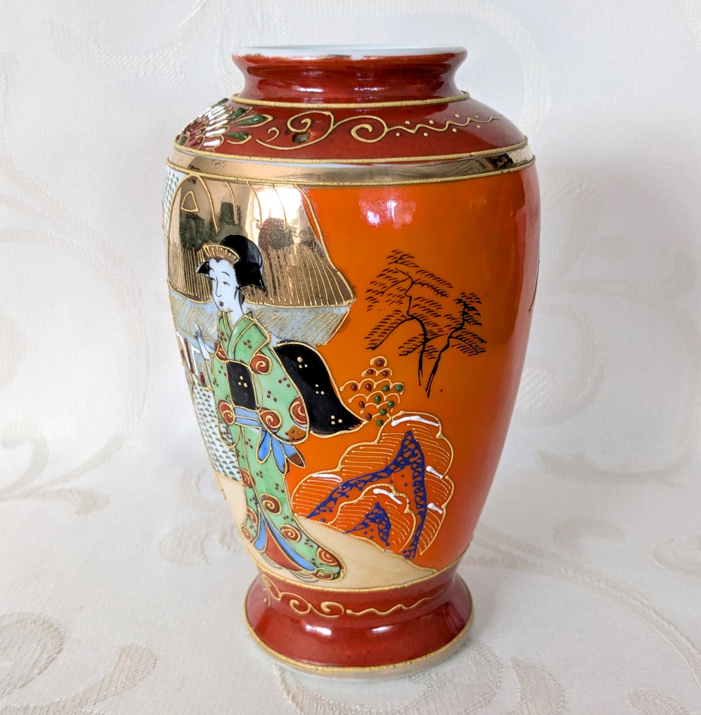 薩摩風手描き生け花の磁器花瓶 - Etsy 日本