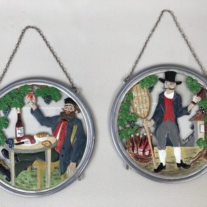 Round glass pictures metal frame stained glass lead glass picture vine grape vines winemaker Riesling Besenwirtschaft