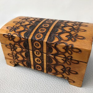 Kleine houten kist pyrografie houten kist houten kist sieradendoos ambachten pyrografie schatkist