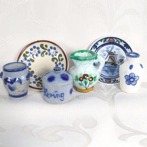 6 ceramic miniatures display case figures dollhouse display case herring pot lard pot jug vase plate