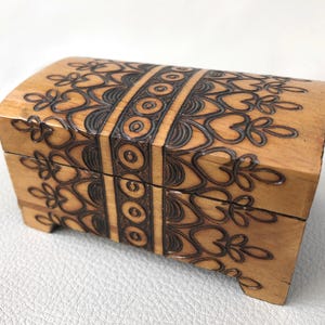 Small wooden box, pyrography, wooden box, wooden box, jewelry box, handicraft, pyrography, treasure chest