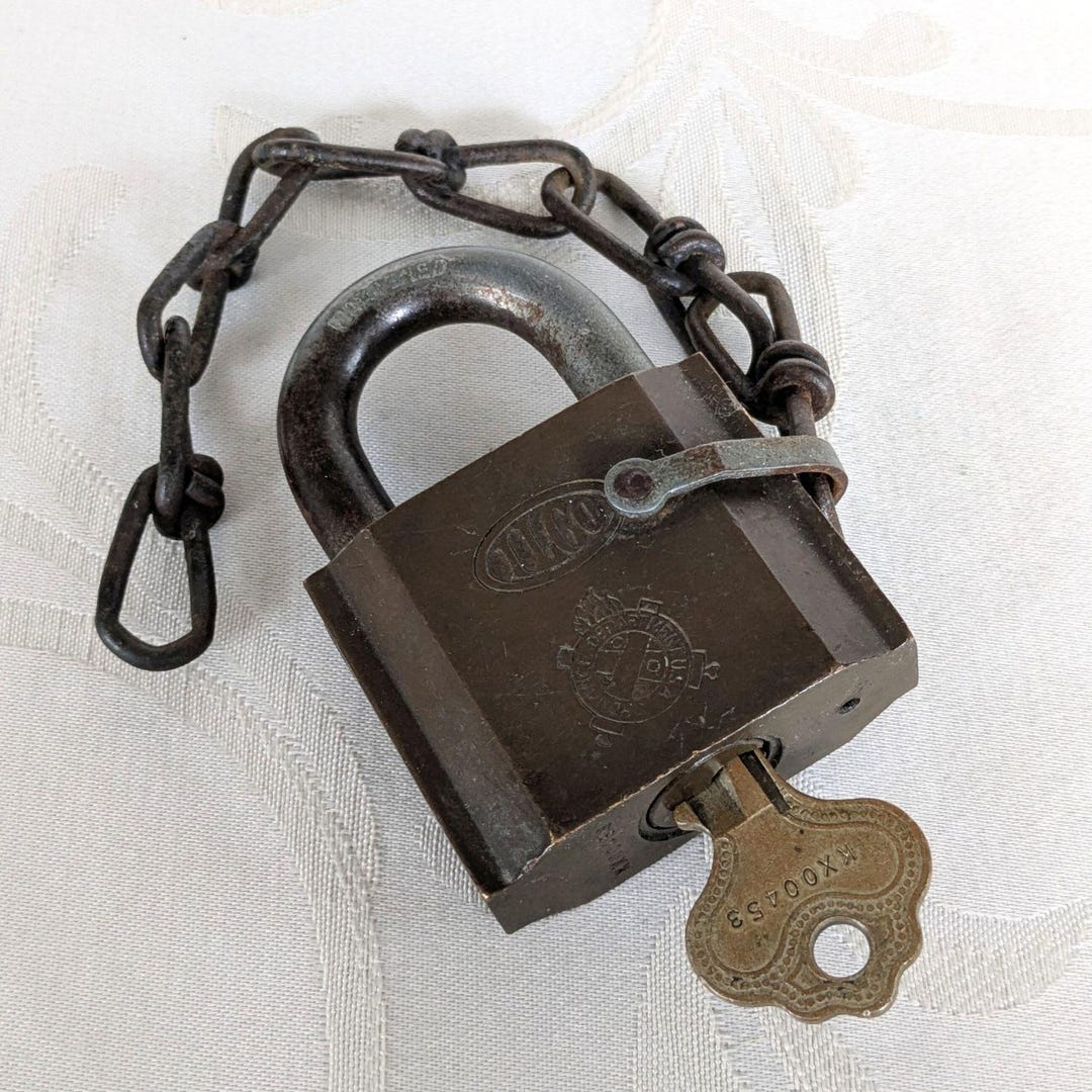 Vintage US Army Padlock With Key and Chain – Ordnance Department USA ...
