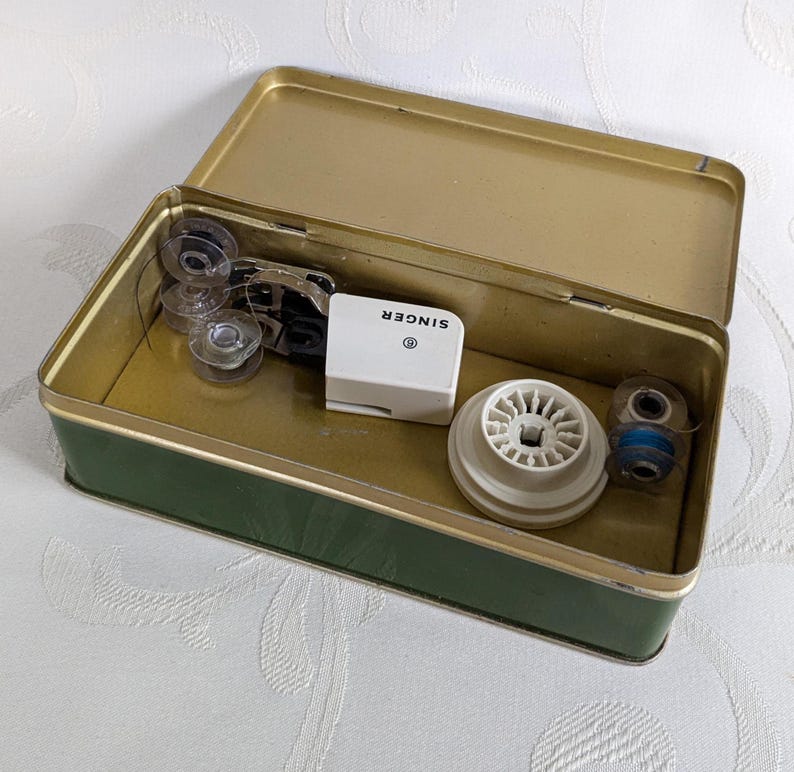 Sewing Machine Tin Can Singer 15 Sewing Machine Accessories Spool
