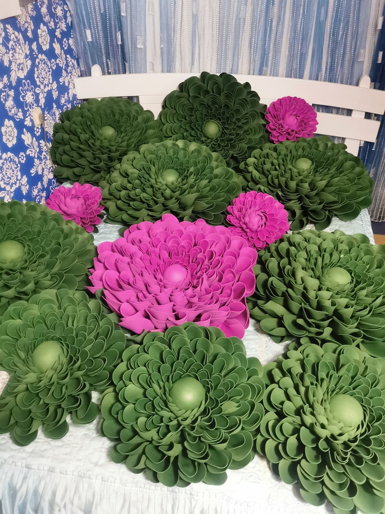 Giant Flowers/event Decor/green Decor/emerald Green Flowers/wedding