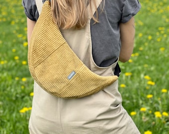 Corduroy bag / crossbody bag / belly bag / halfmoon bag