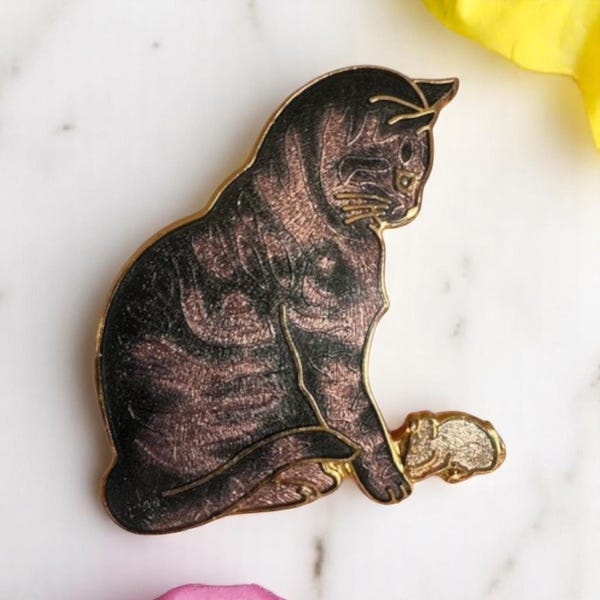 Broche chat vintage signée avec souris, épingle en émail, cadeau pour amoureux des animaux, chats, chaton tigré, broche fantaisiste, accessoire parfait