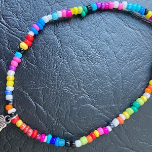 Shell Charm Ankle Bracelet - Multi Coloured Boho Festival Stretchy Beaded Silver Shell Beachy Anklet
