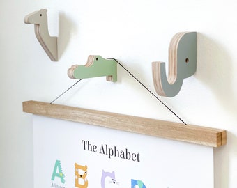 SUNONE11 Random 12PCS Cartoon Animal Wooden Hook Hanger Rack Hanging the littles Coats Bags Toys for Childrens Clothes Hangers,11x0.27x4.72 in SUNONE11 Random 12PCS Cartoon Animal Wooden Hook Hanger Rack Hanging the littles Coats Bags Toys for Childrens Clothes Hangers,11x0.27x4.72 in