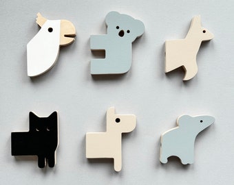 Wooden Animal Wall Hooks for kids room - Wooden Kids Coat Hangers, Nursery Décor, Koala Wall Hook, Decorative Wall Hooks, Wooden Animal hook
