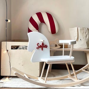 Schaukelpferd - Personalisierte Weihnachten Baby Geschenk, Holzpferd Spielzeug, Kinder Schaukelpferd, Geschenk für Kleinkind, Kleinkind Montessori Rocker