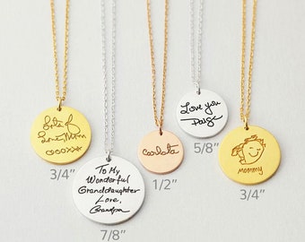 Individual medallion necklace with own font