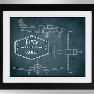 Impresión del avión cadete Piper PA-28-161 - Múltiples opciones (#525), Impresión artística de aviación civil, Regalo para piloto privado, Sin marco